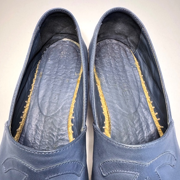 CHANEL CC Blue Red Lambskin Leather Espadrilles Flats Loafers EU 38 fit US 7 - Picture 9 of 14